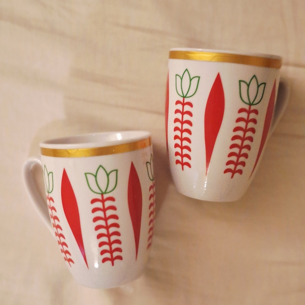 Gold and Red Patterned Mugs